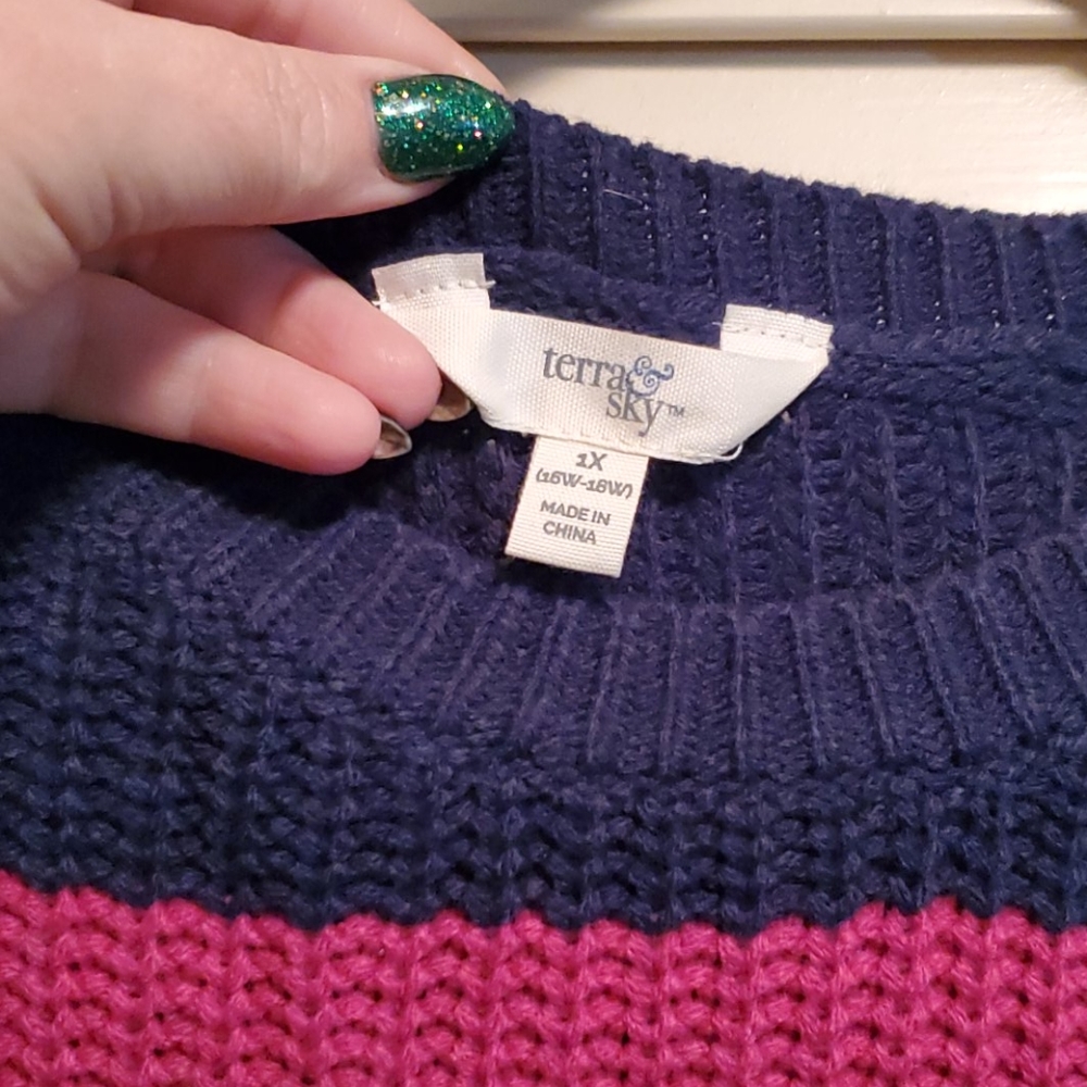 Pluse size sweater